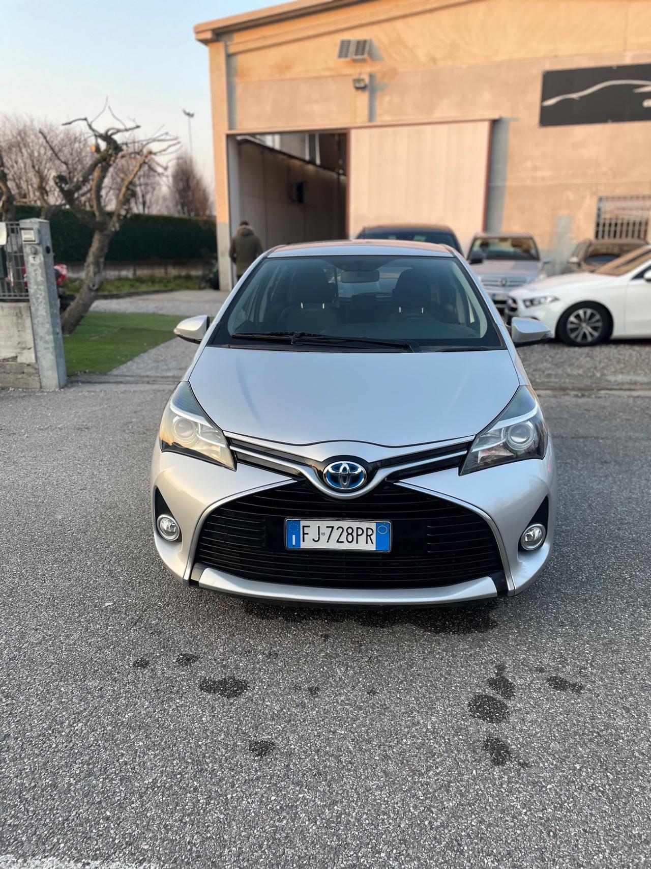 Toyota Yaris 1.5 Hybrid 5 porte Active