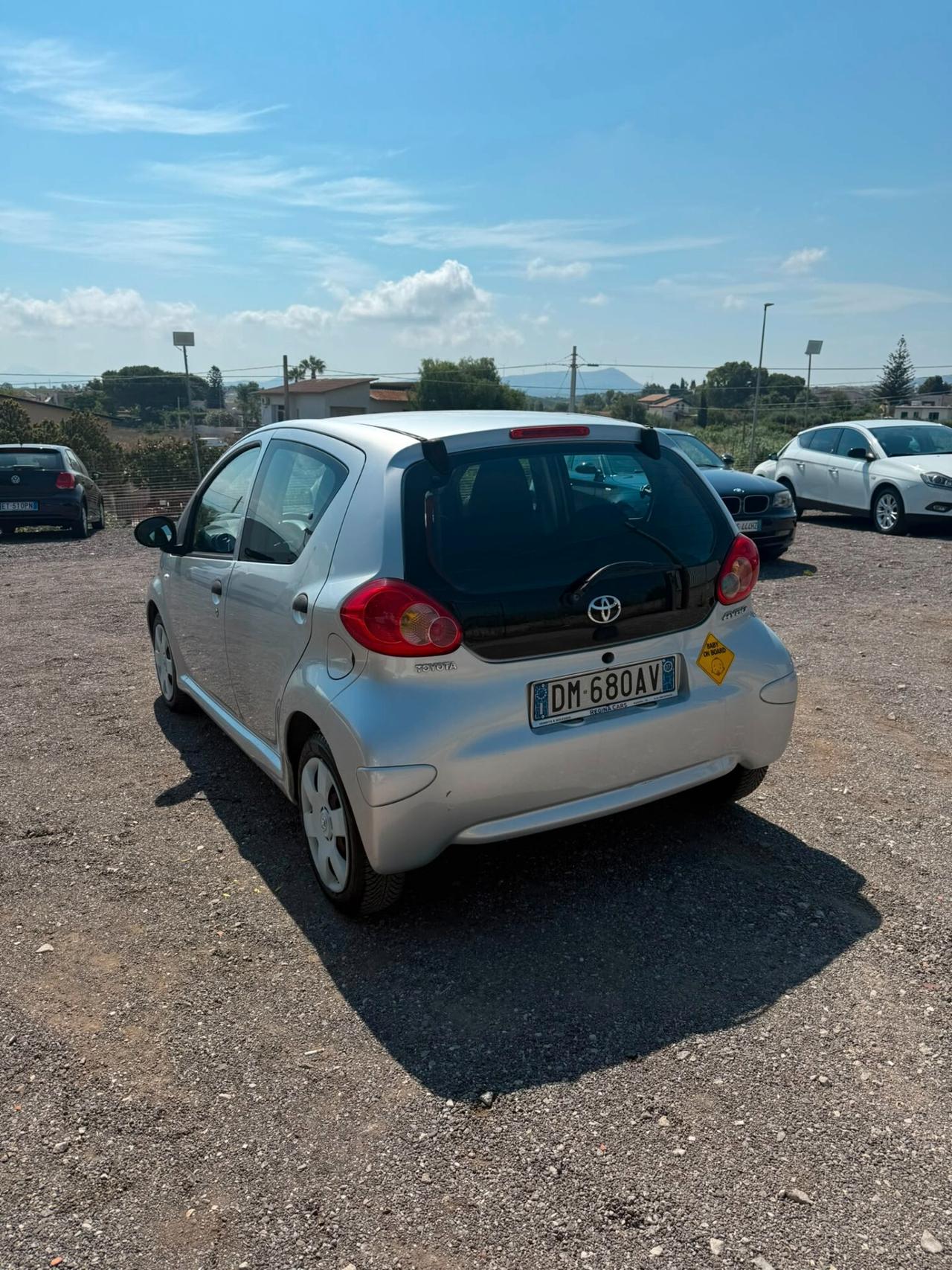 Toyota Aygo 1.0 12V VVT-i 5 porte Sol