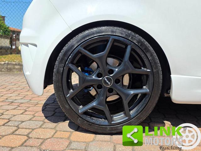 OPEL Corsa 1.6i 16V OPC 192 CV