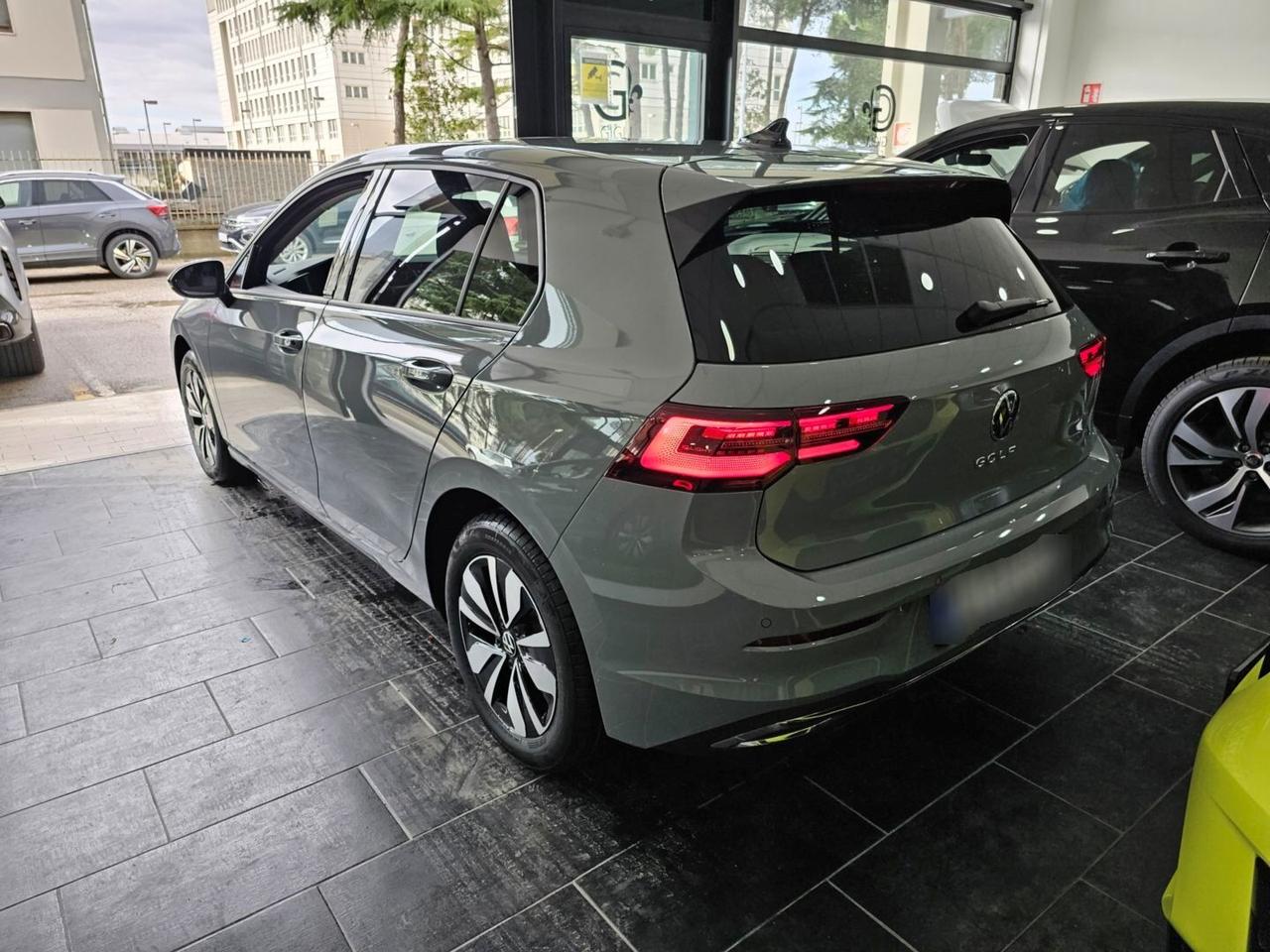 Volkswagen Golf TDI MOVE LIFE C.16 Tetto Nav Led Matrix Clima3Zone