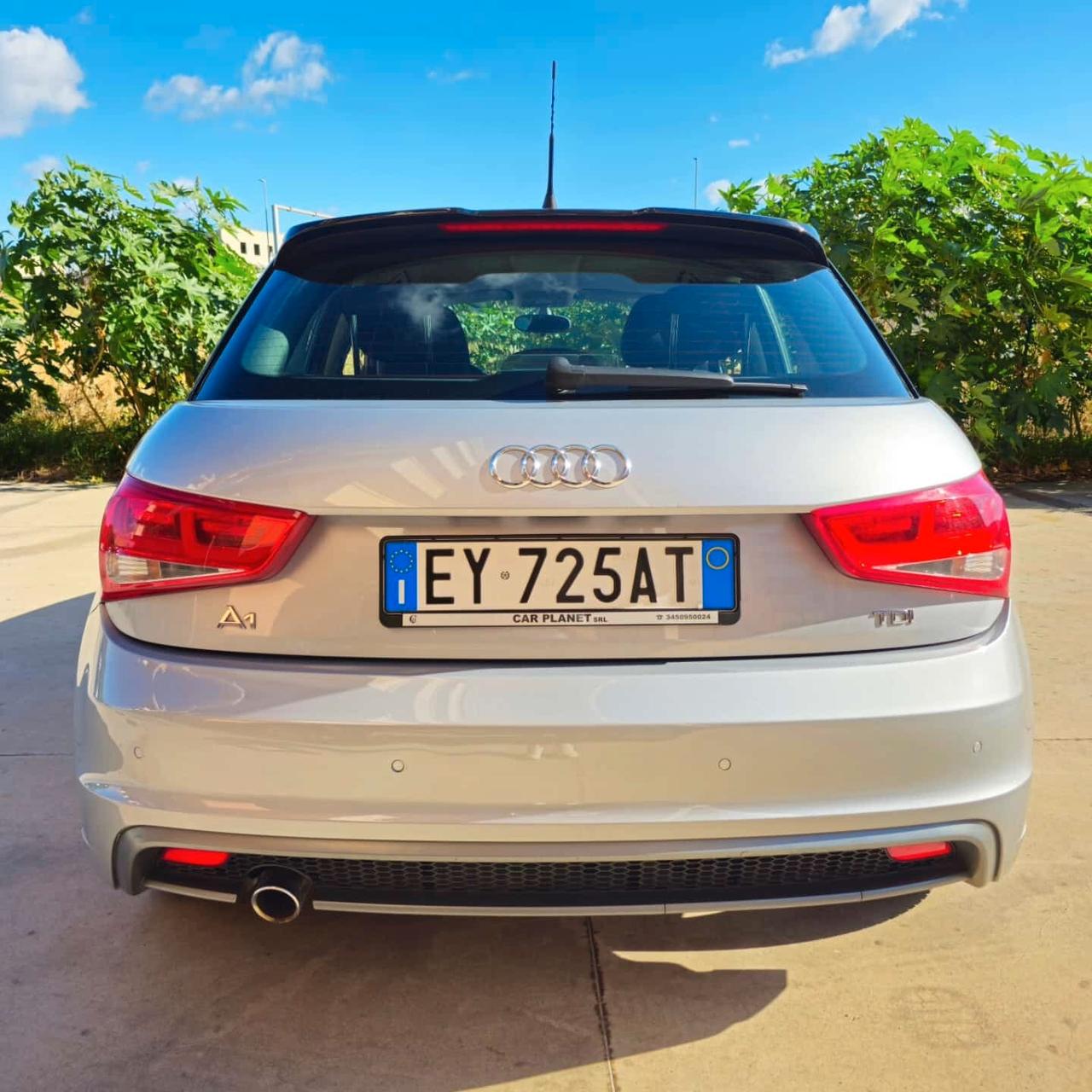 Audi A1 1.6 TDI S line edition