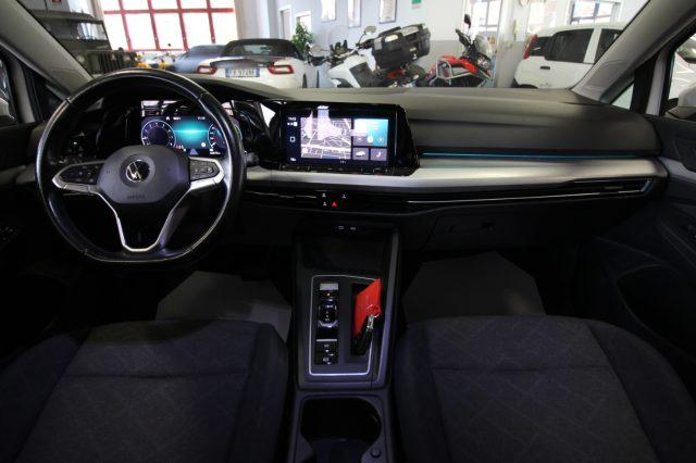 VOLKSWAGEN Golf Life 1.0 eTSI 110 CV DSG