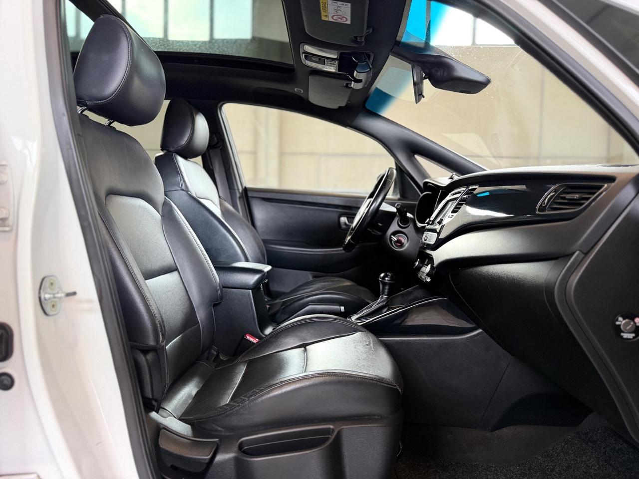 Kia Carens 1.7 CRDi Auto Platinum 7 POSTI