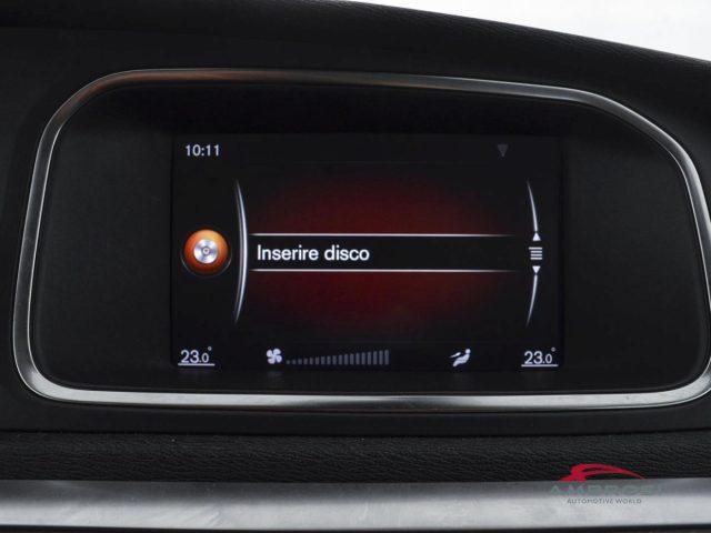 VOLVO V40 D2 - PER OPERATORI DEL SETTORE