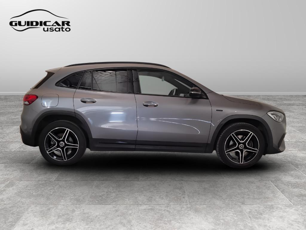 Mercedes-Benz GLA-H247 2020 - GLA 250 e phev (eq-power) Premium auto