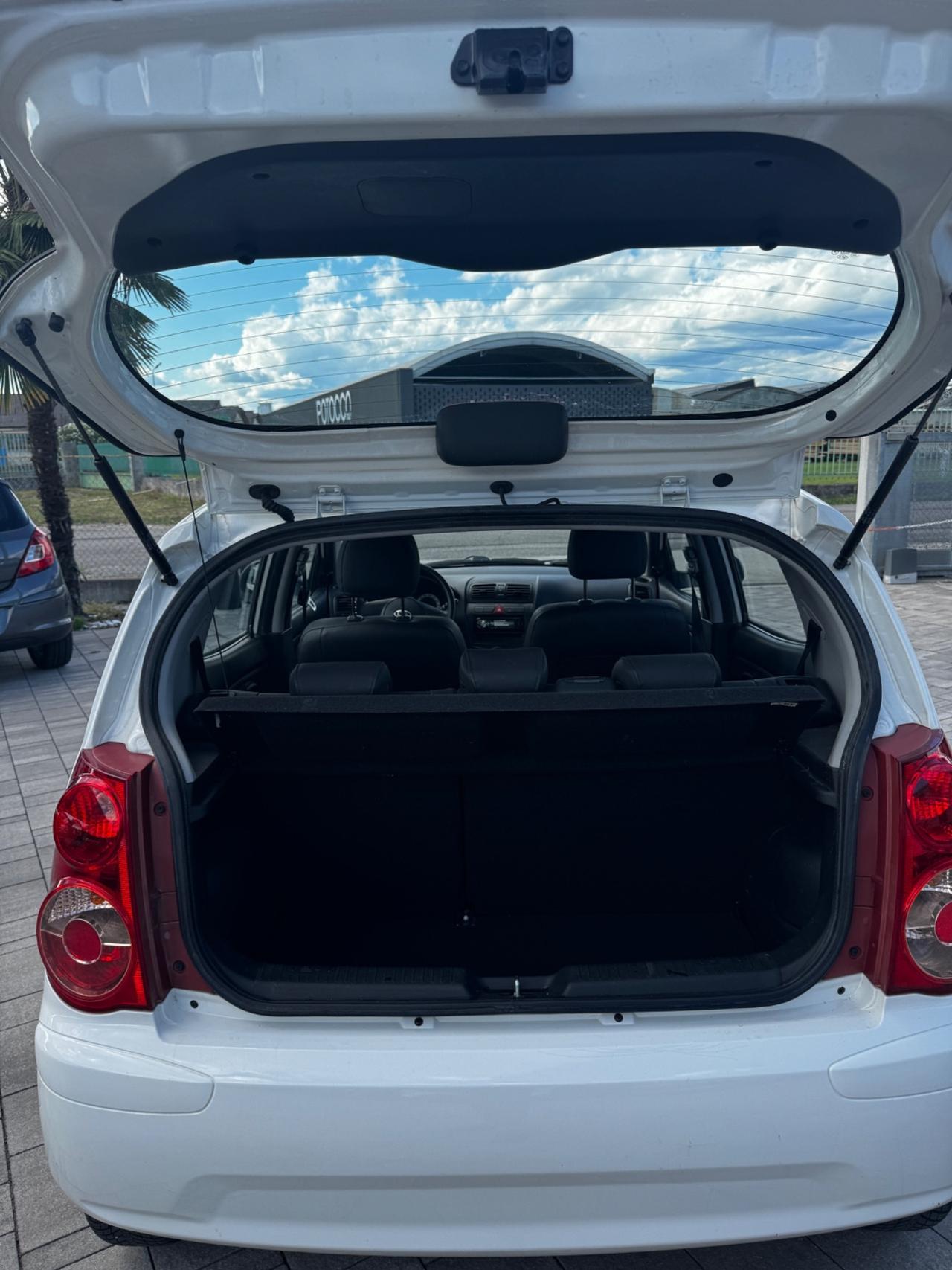Kia Picanto 2009 ok neopatentati
