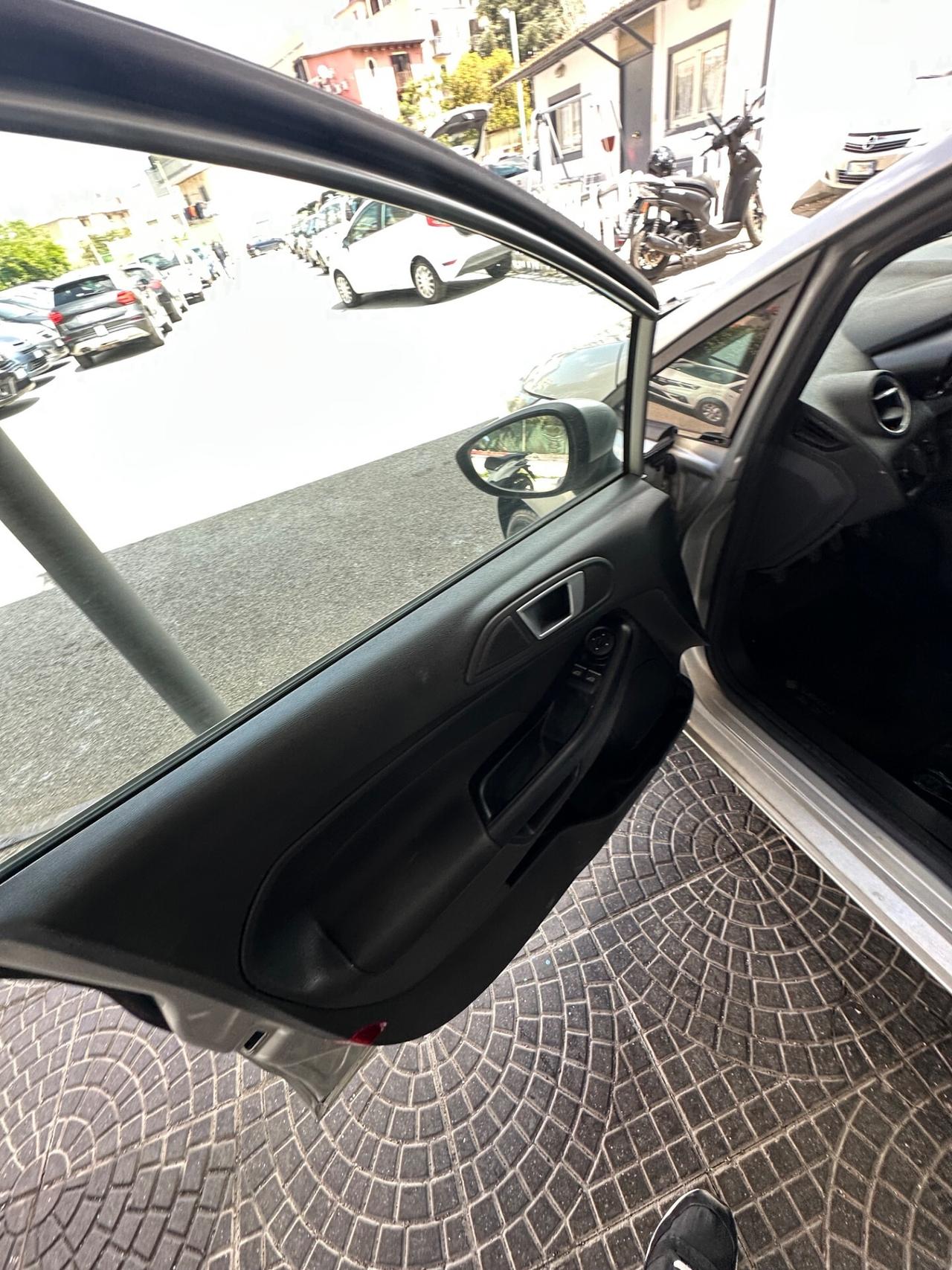Ford Fiesta 1.2 60CV 5 porte Business