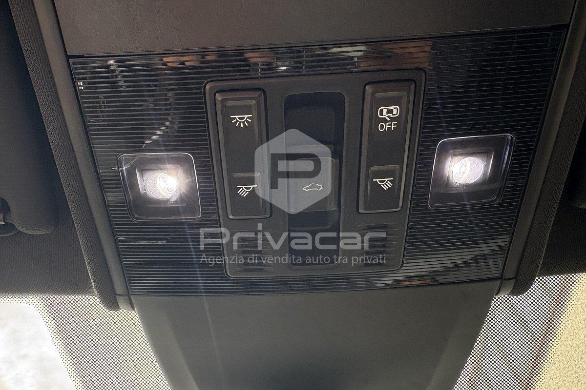 VOLKSWAGEN Taigo 1.0 TSI 110 CV R-Line