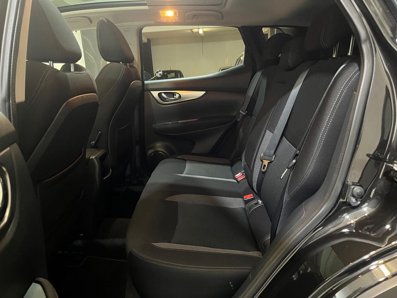 Nissan Qashqai 1.5 dCi N-Connecta