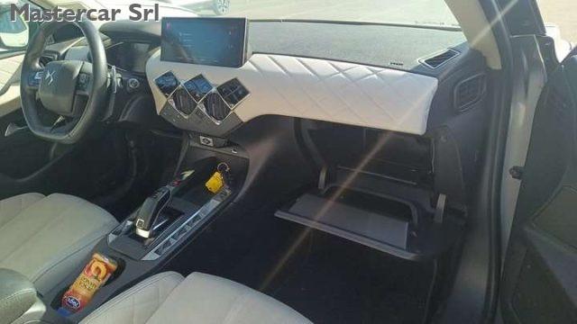 DS AUTOMOBILES DS 3 Crossback Crossback DS3 1.2 Grand Chic 130cv TG: GK977RR