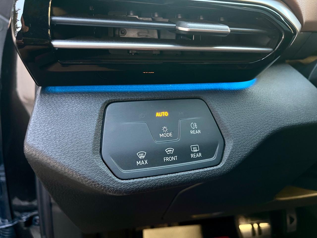 VOLKSWAGEN ID.4 PRO PERFORMANCE 2022