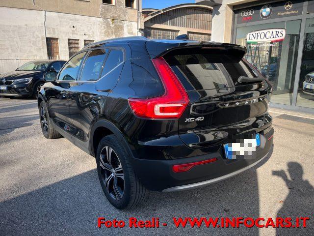 VOLVO XC40 T4 Recharge Plug-in Hybrid Inscription Expression