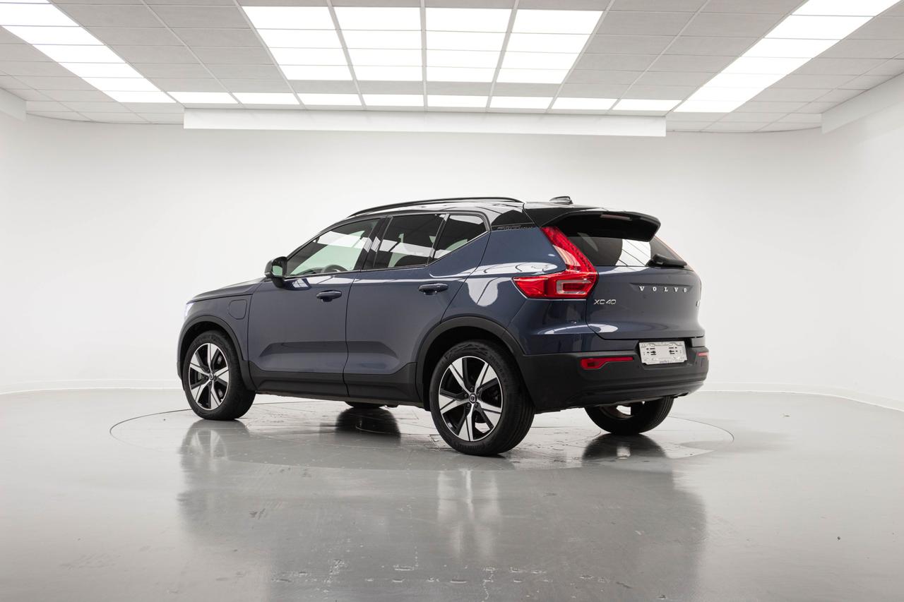 VOLVO XC40 T4 RECHARGE PLUG-IN HYBRID