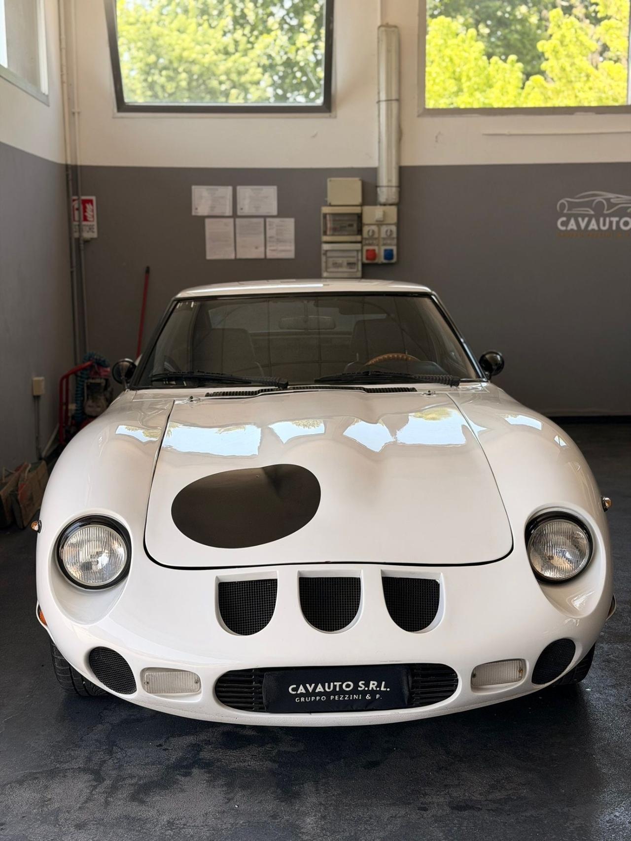 Nissan 280 ZX particolare restauro GTO 250