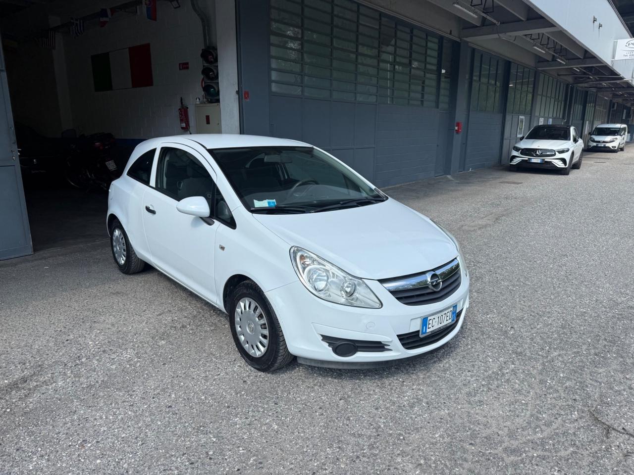Opel Corsa 1.0 12V 3 porte Club