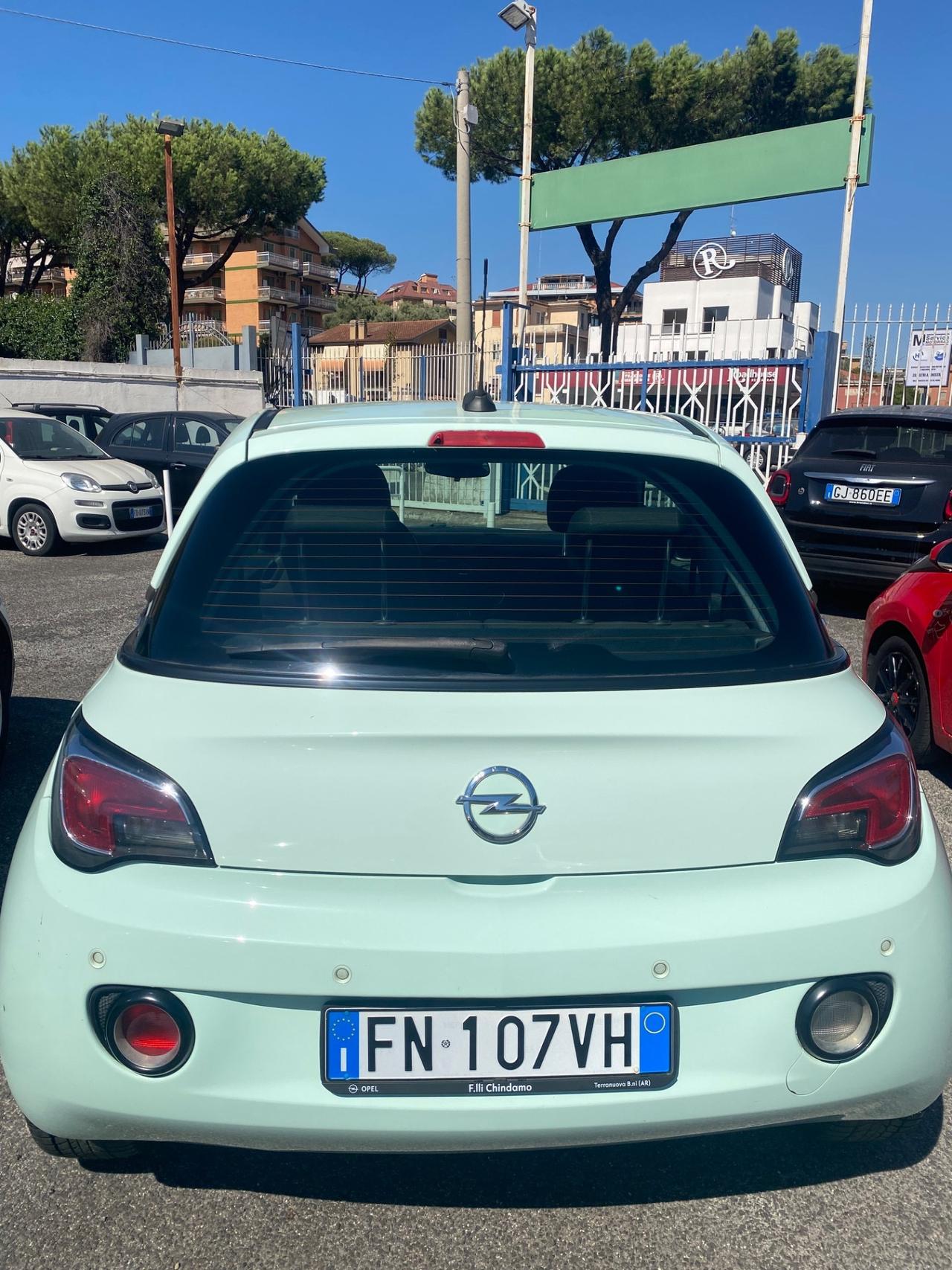 Opel Adam 1.4 87 CV GPL Tech Jam