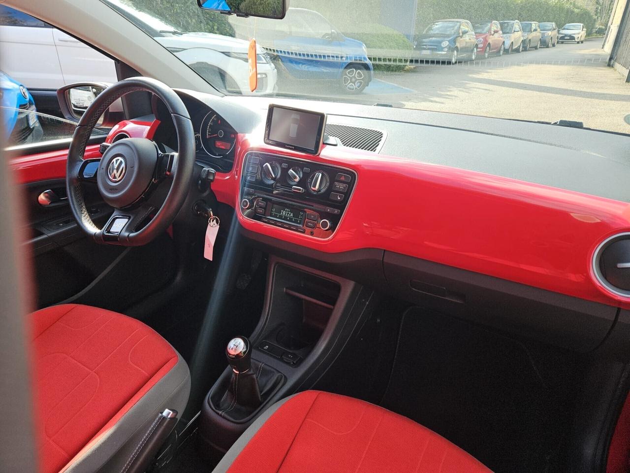 Volkswagen up! 1.0 75 CV 5p. cross up!