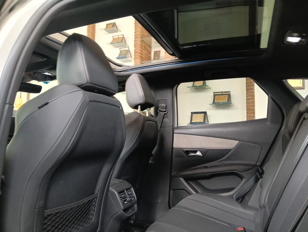 Peugeot 3008 BlueHDi 130 S&S EAT8 GT TETTO