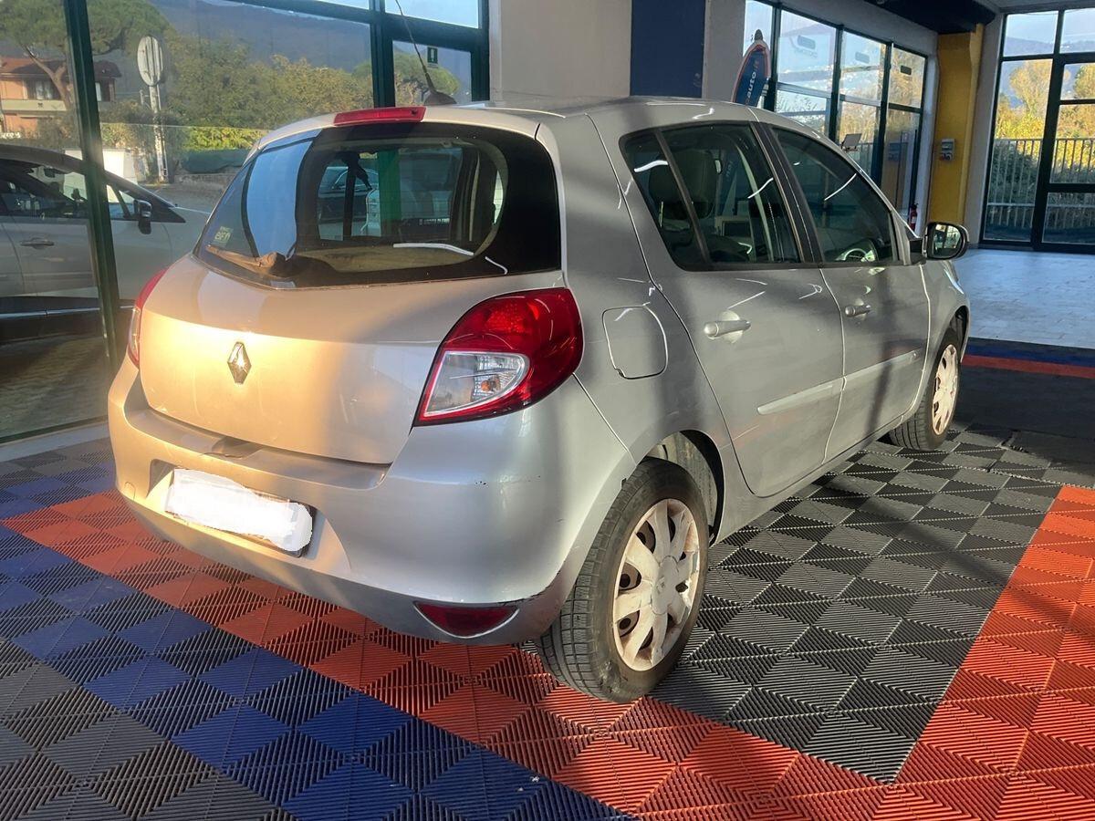 Renault Clio 1.2 16V 5 porte Dynamique