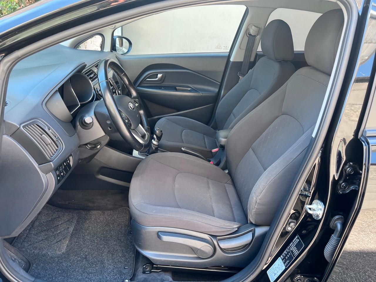 Kia Rio 5pt 1.1 crdi 75cv E6 COOL NAVI/CAMERA/17; OK NEOPAT.