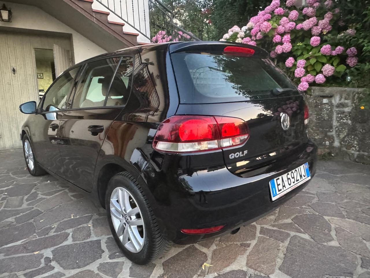 Volkswagen Golf 1.6 TDI DPF 5p. Highline 04/2010