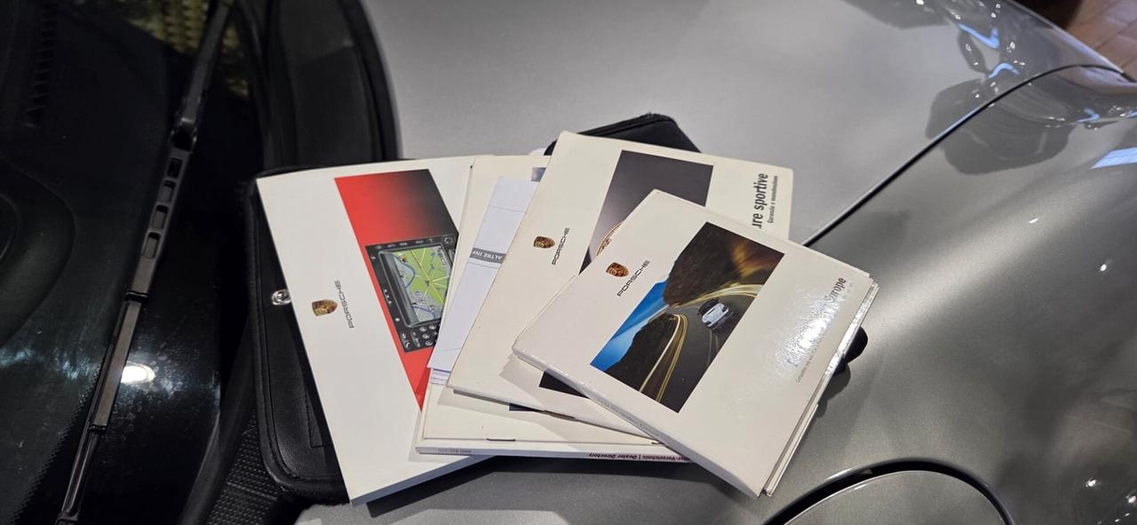 996 911 Porsche Turbo Cabriolet Book service Full Italia