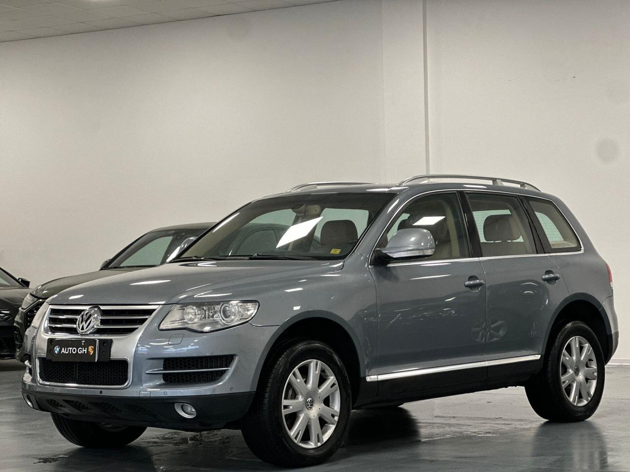 Volkswagen Touareg 3.0 V6 TDI DPF Exclusive