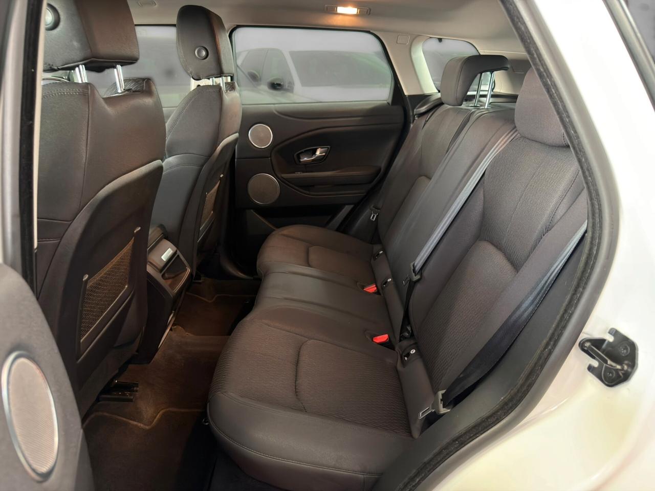 Land Rover Range Evoque 2.0 TD4 150 CV 5p. SE