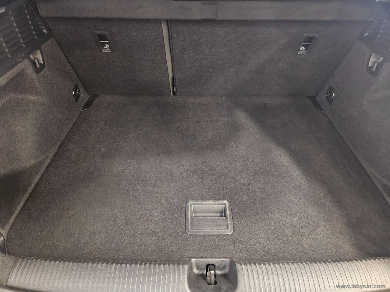 AUDI Q2 30 TDI S tronic Business