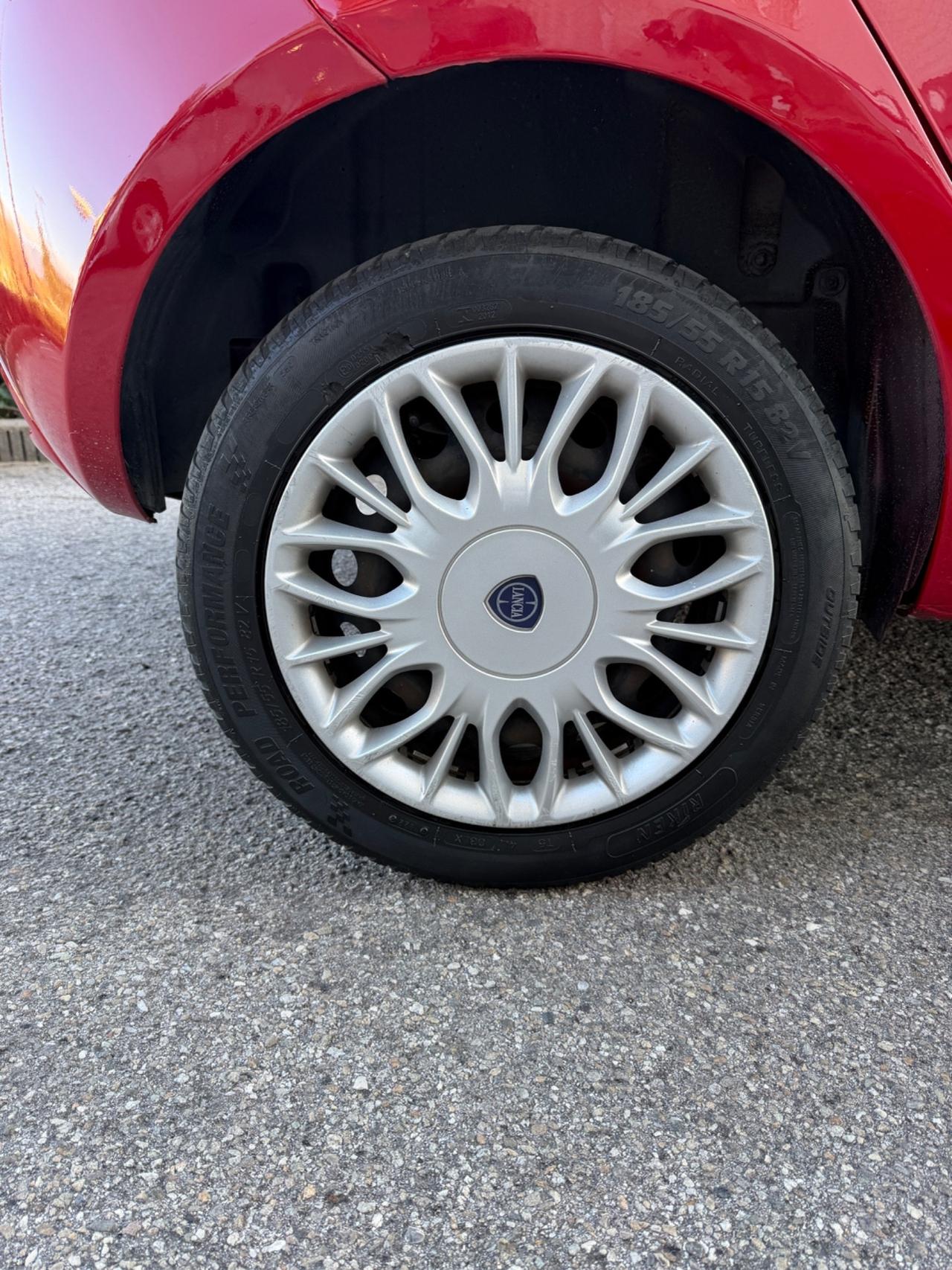 Lancia Ypsilon 1.2 69 CV 5 porte GPL Ecochic Unyca