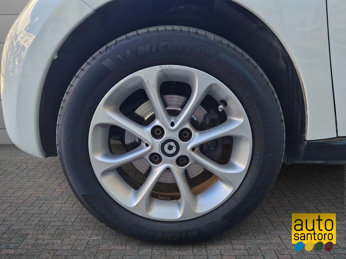 SMARt FORFOUR 1.0 PASSION