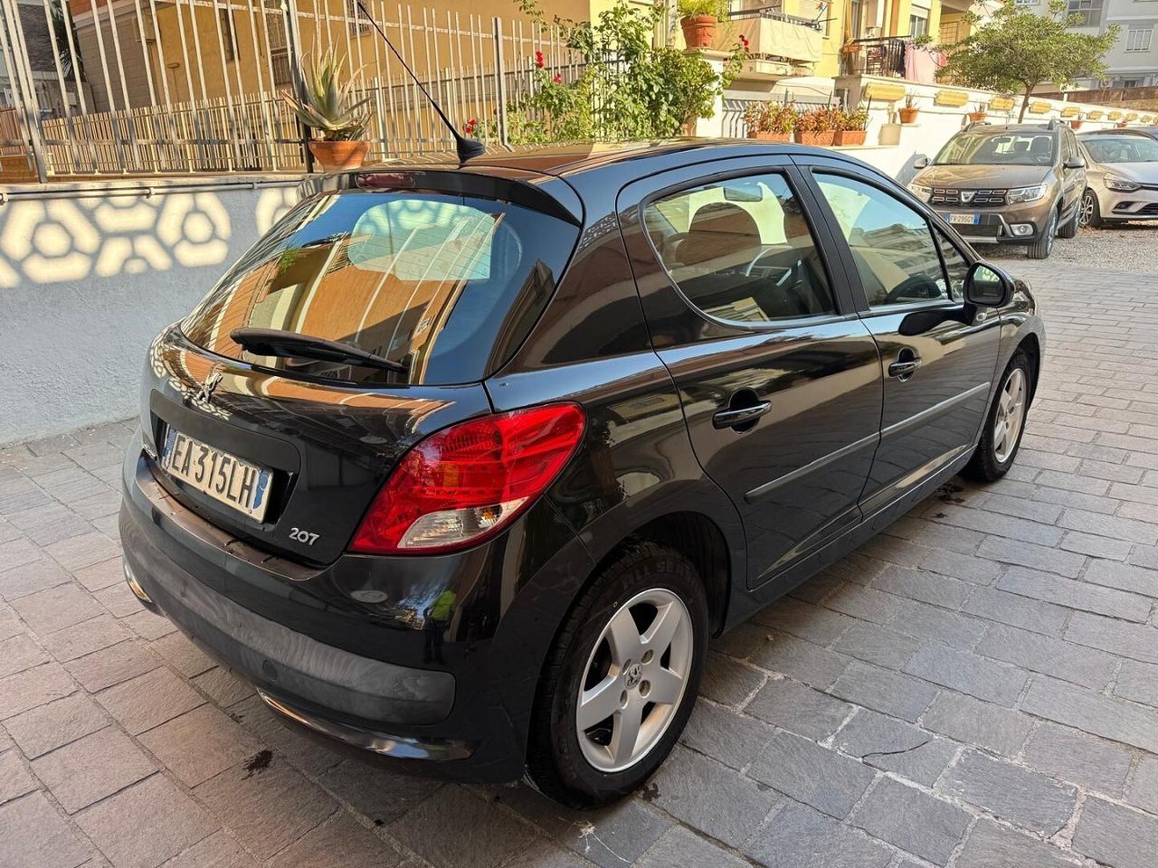 PEUGEOT 207 1.4 HDi 70cv 5 porte Energie Sport