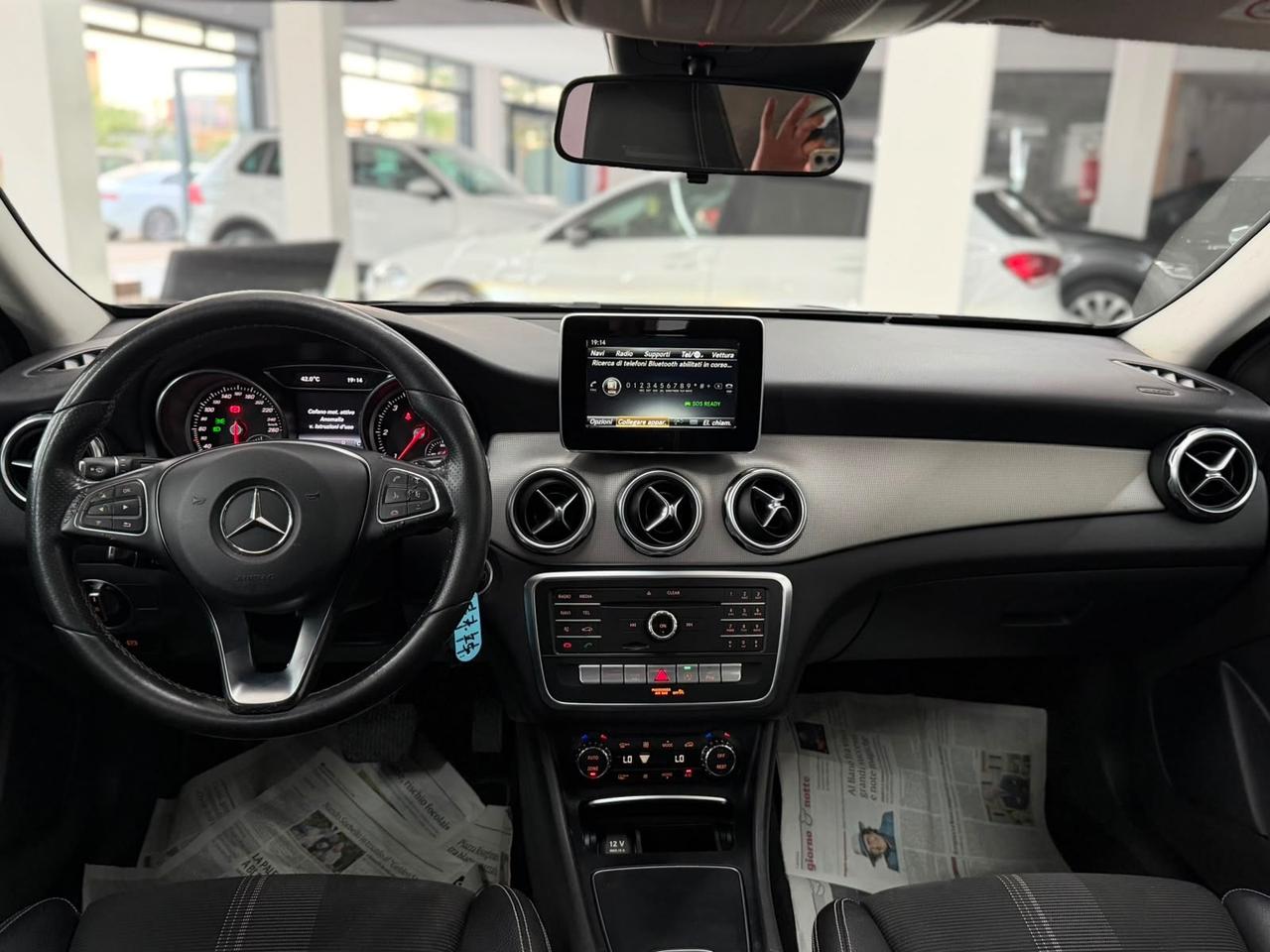 Mercedes-benz GLA 200 d Automatic 4Matic Sport