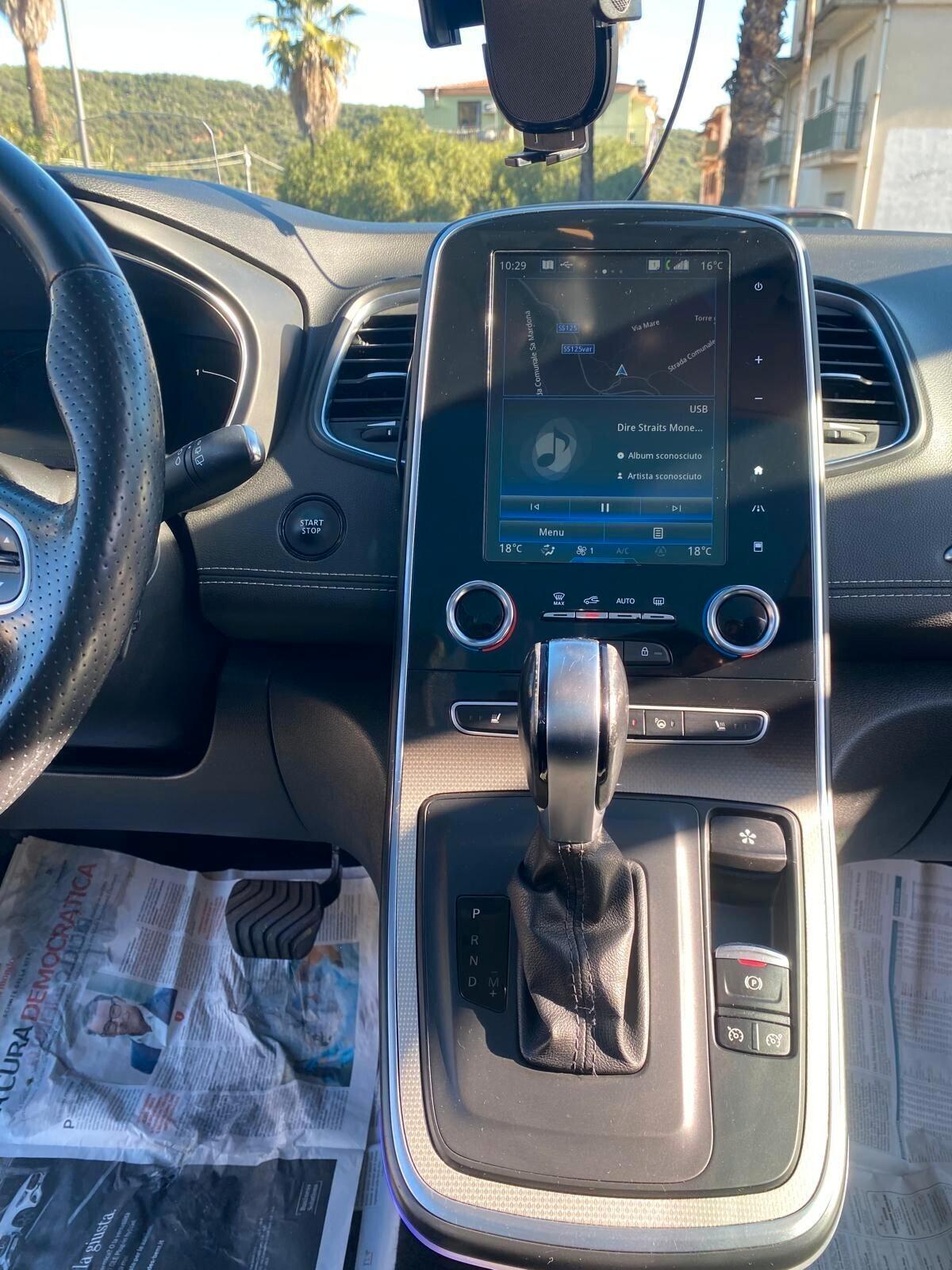 Renault Grand Scenic Blue dCi 120 CV Initiale Paris