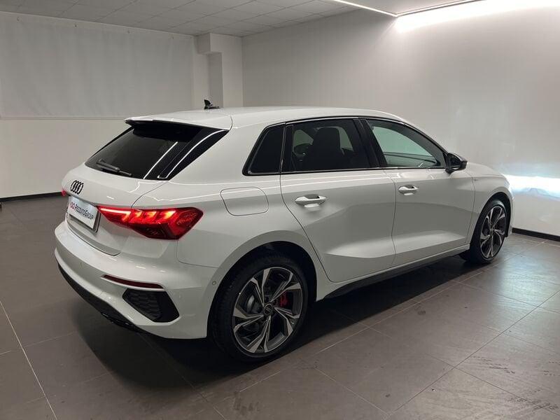Audi A3 Audi Sportback S line edition 45 TFSI e 180(245) kW(CV) S tronic