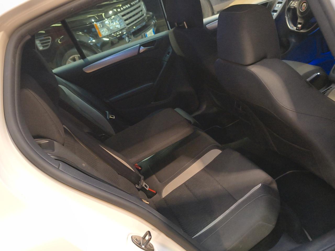 Volkswagen Golf 2.0 270 CV TSI 4x4 R DSG