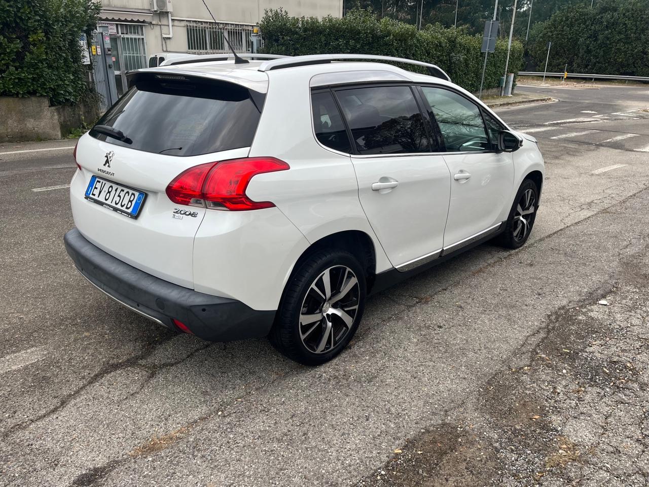 Peugeot 2008 1.6 e-HDi 115 CV/Euro5B con FAP/unico proprietario