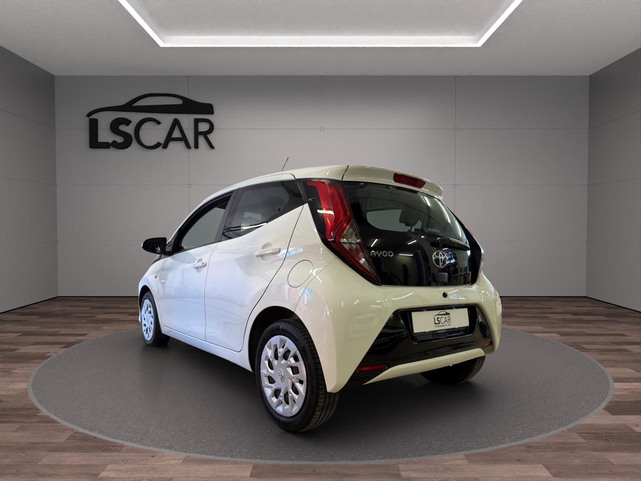 Toyota - Aygo 1.0 VVT-i 69 CV 5 porte x-business