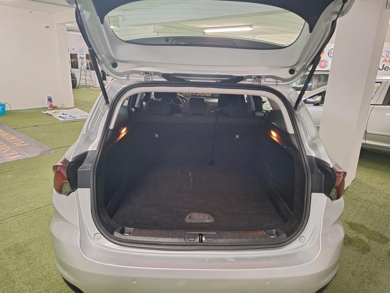 Fiat Tipo 1.6 Mjt S&S 5 porte S-Design