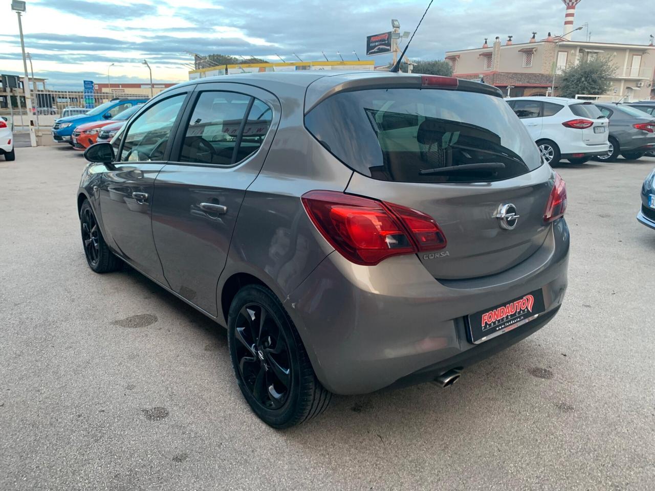 Opel Corsa 1.2 5 porte b-Color