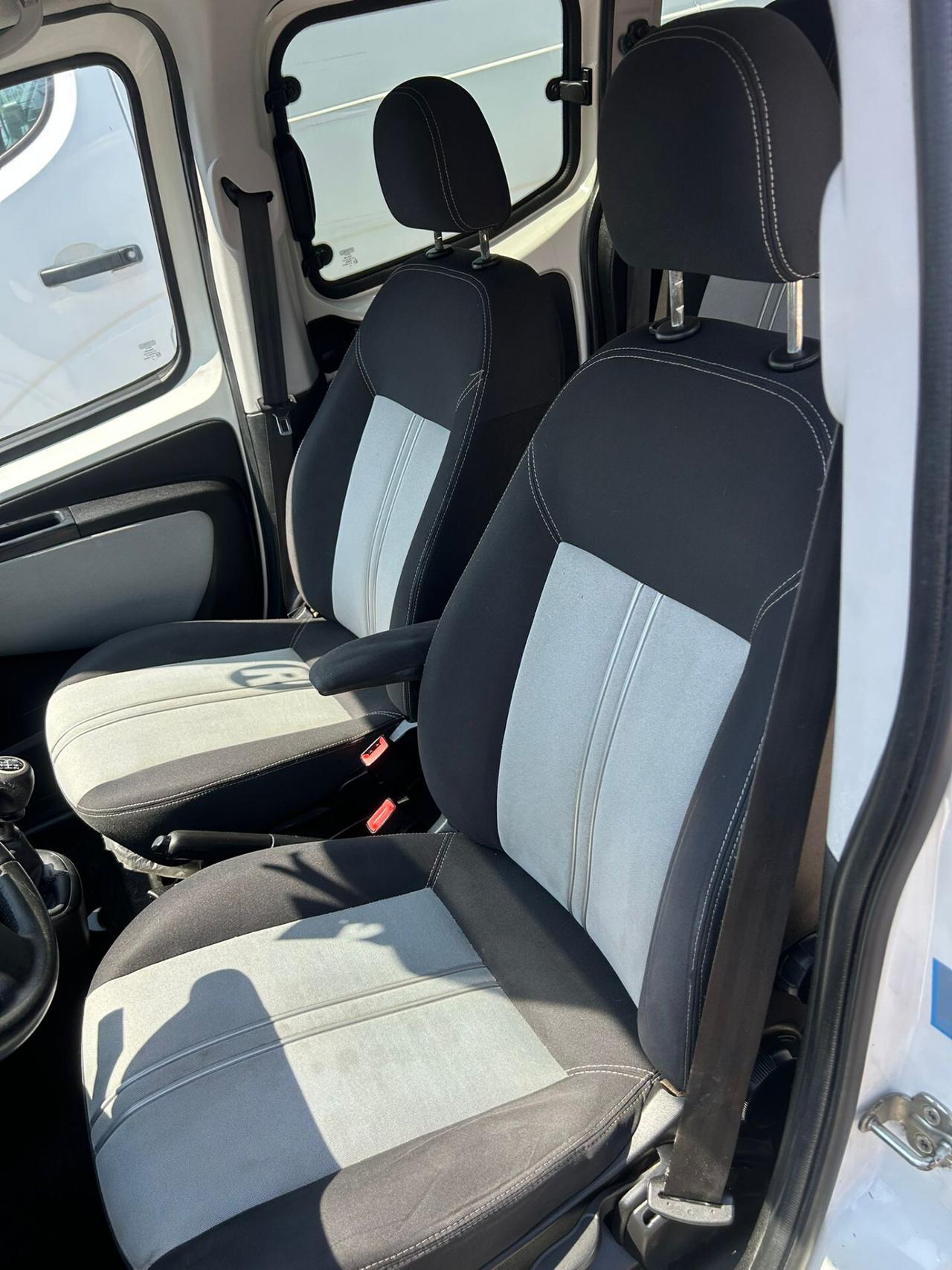 Iveco fiat qubo 2013 5 posti sedere power e.5