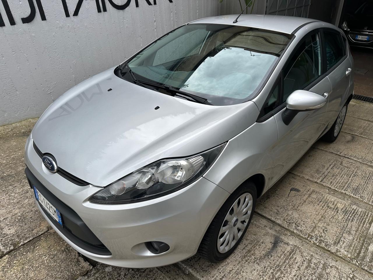 Ford Fiesta 1.4 TDCi 70CV 5 porte