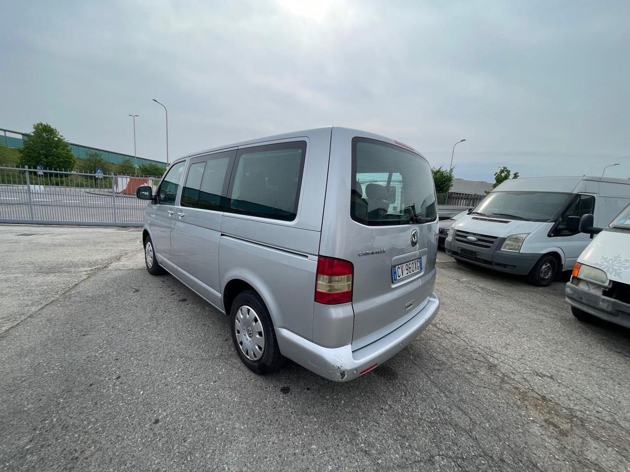 Volkswagen Transporter 2.5 TDI/130CV PC-TM Kombi