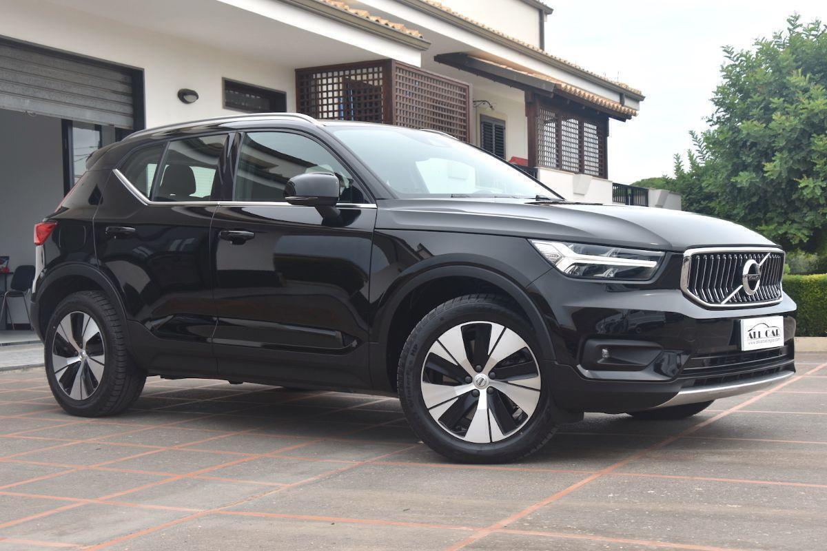 Volvo XC40 T4 Recharge Plug-in Inscription Expression