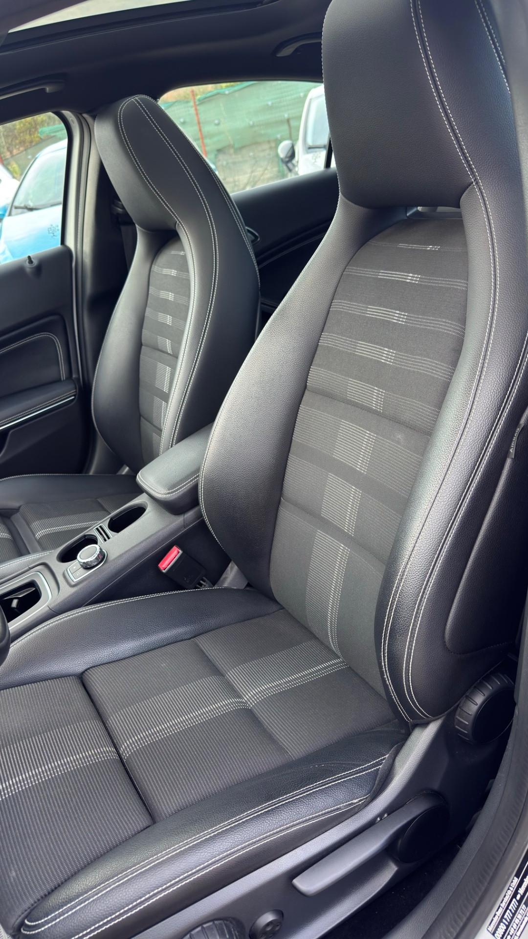 Mercedes-benz A 220 d Automatic Premium