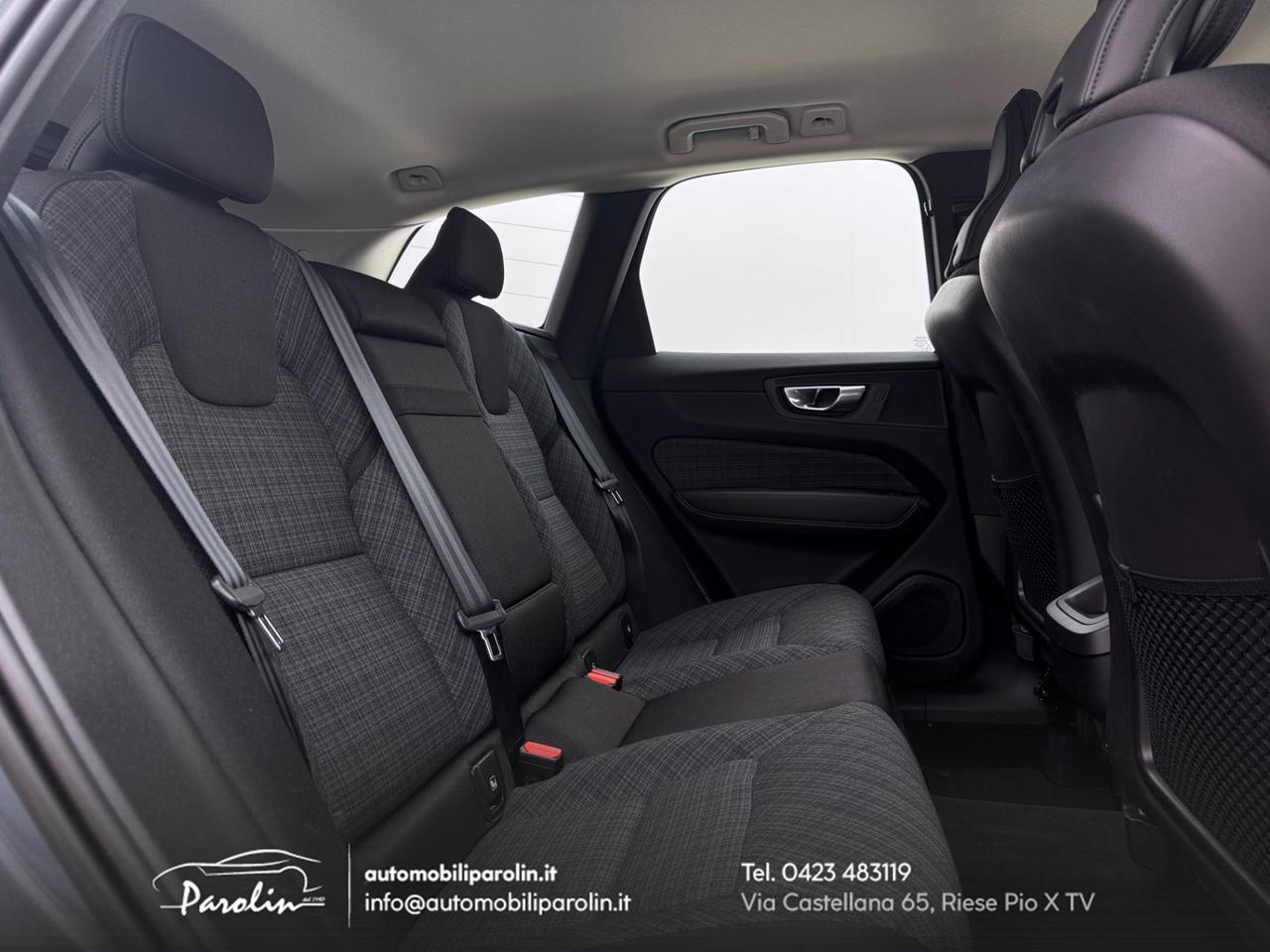 VOLVO XC60 B4 (d) automatico Core Telecamera-CarPlay-Navi