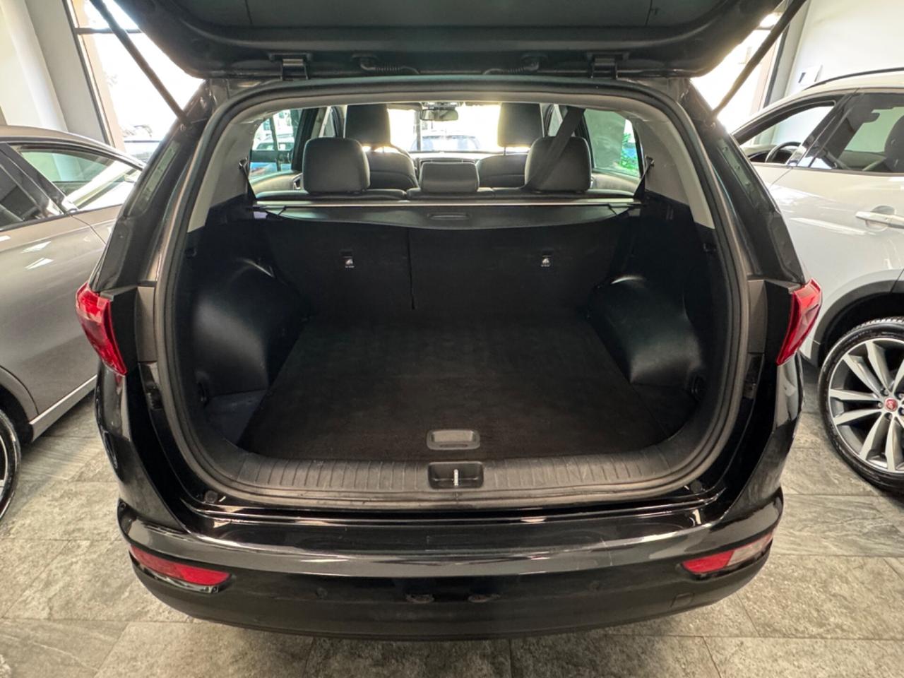 Kia Sportage 1.7 CRDI 141 CV TETTO APRIBILE