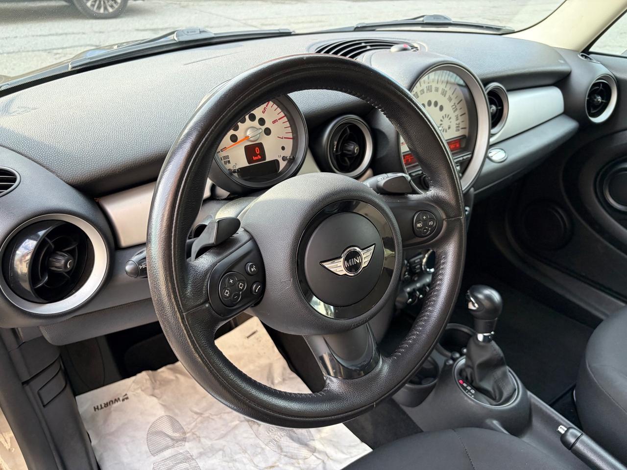 Mini 2.0 16V Cooper D Automatica