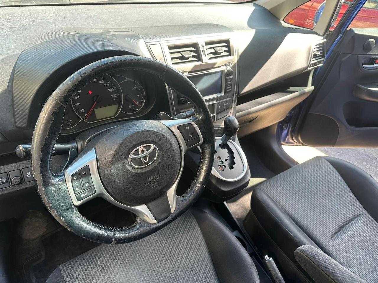 Toyota Verso-S 1.3 CVT Active