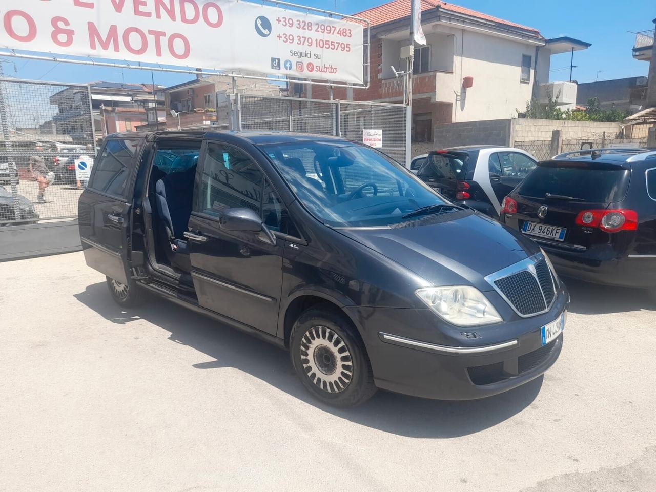 Lancia Phedra 2.2cc diesel(PRIVATO)-2004